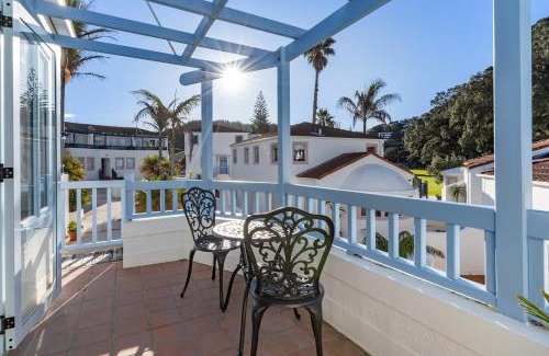 Orewa Casa | Sea Breeze - Orewa Oceanside Apartments