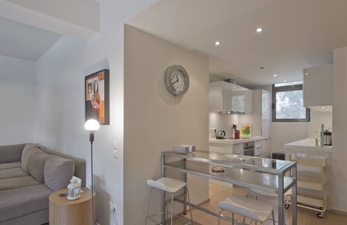 Vouliagmeni Apartamento | Sea Breeze Apartment