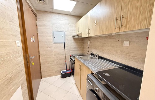 Ajman Apartamento | Sea Breeze Studio Balcony & View