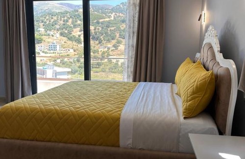 Himare Apartamento | Sea Breeze Suites