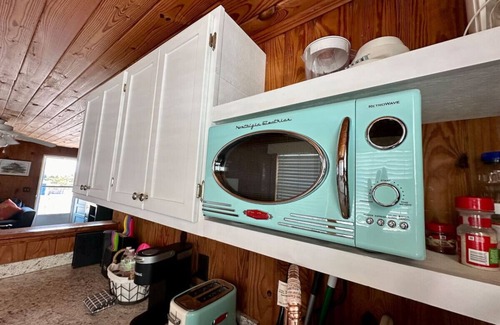 Kill Devil Hills Cabaña | Sea Captain's Cottage 2; Oceanfront Cottage Court
