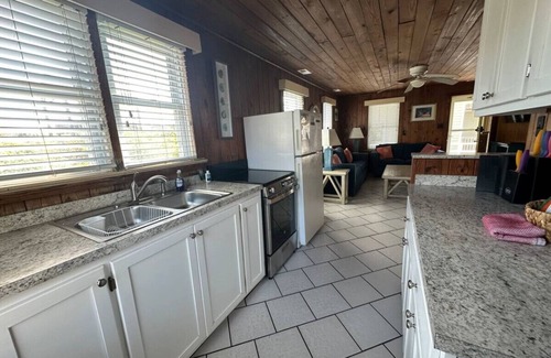 Kill Devil Hills Casa | Sea Captain's Cottage Oceanfront