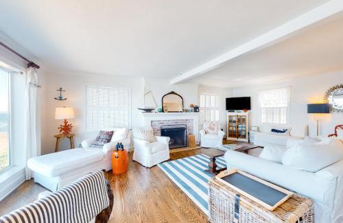 Nelscott Casa | Sea Cliff Cottage