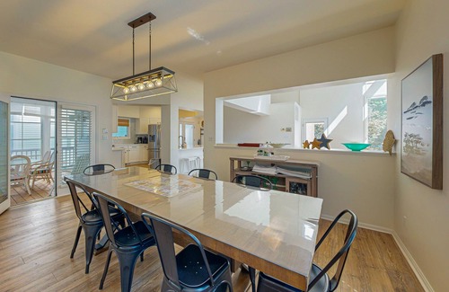 Bethany Beach Casa | Sea Colony Tennis house with tennis court, basketball court, gym, & sauna