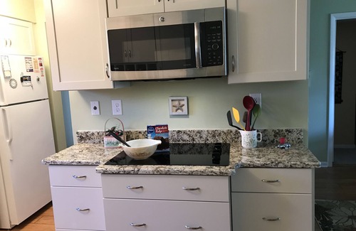 Bethany Beach Condominio | Colonia del mar, a pie de playa, tenis y piscinas: recientemente renovado