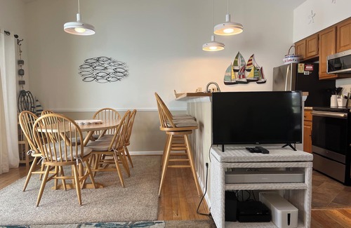 Bethany Beach Condominio | Sea Colony West - 2BR, 2BA - Acogedora casa costera junto al centro de tenis y la playa