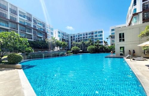 Khao Takiab Condominio | SEA CRAZE CONDO, 2 bedroom 2 bathroom Walking distance to Khao Takiab beach .