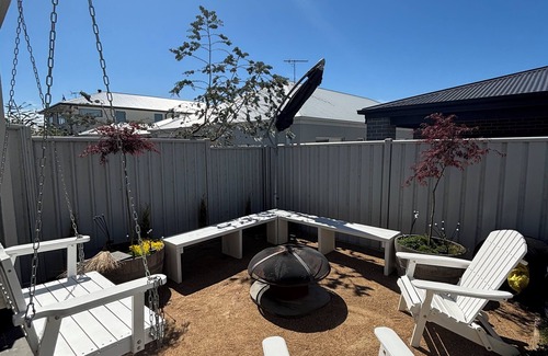 St Leonards Casa | Sea Escape: All Season Plunge Pool & Outdoor Oasis in the Bellarine Peninsula