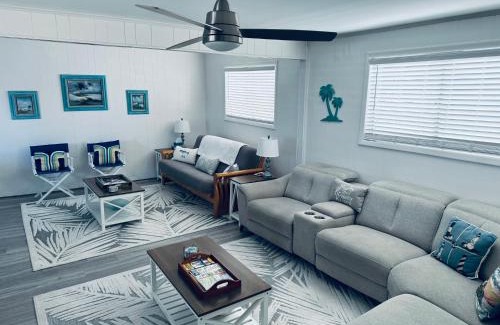 Galveston Casa | Sea Esta - Lil' costal cottage