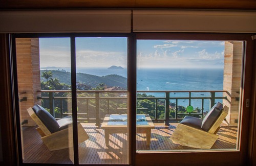 Joao Fernandes Casa | Buzios,frente ao mar, em Joao Fernandes,a melhor vista, Mansão Bella Vista