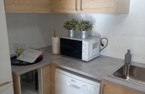 Sitges Apartamento | Apartamento en Sitges, 1ª linea de mar, wi-fi gratis, aire ac. y piscina comunit