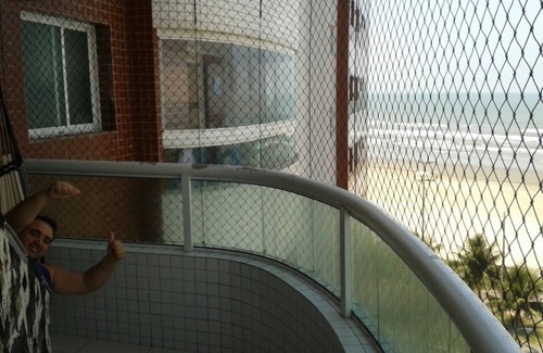 Praia Grande Apartamento | SEA FRONT SWIMMING POOL BARBECUE WIFI INTERNET GAMES ROOM GARAGE CONCIERGE 24H