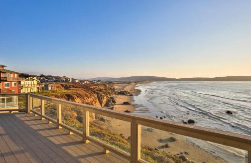 Dillon Beach Casa | Sea Glass! AMAZING VIEWS! On the Bluff! Walk to Beach! Hot Tub! BBQ! Fast WiFi! A Dillon Beach Jewel!