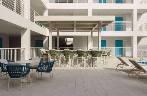 East Fort Lauderdale Hotel | Sea Glass Beach Place, Trademark Collection by Wyndham