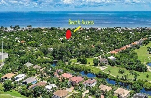 Sanibel Cabaña | Sea Glass Cottage - Newly renovated, steps from Nerita Beach with heated pool!