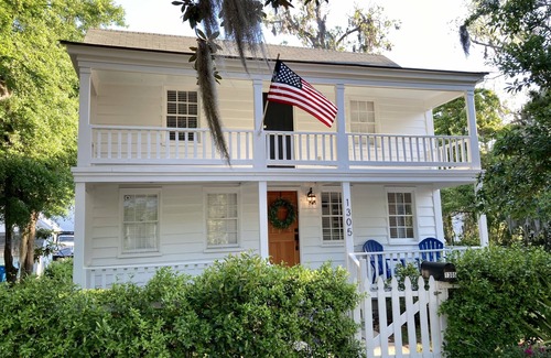 Northwest Quadrant Casa | Sea Glass Cottage on Duke - Three Bedrooms Downtown Beaufort