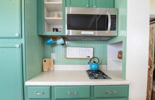 Folly Beach Casa | Sea Glass Cottage