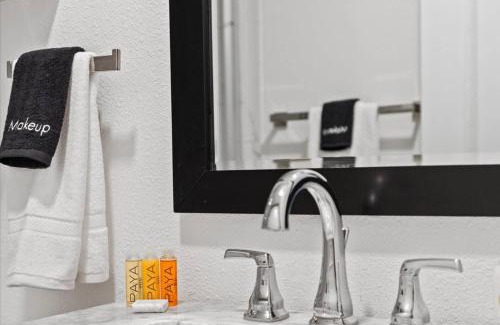 Allendale Terrace Casa | Sea Glass Inn - a St Pete Gem