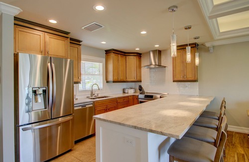 The Dunes Casa | Sea Glass Serenity: Exceptionally Updated Pool Home w/ Serene Lakeside Views!