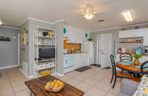 Lamar Condominio | Sea Gun Bayhome 128 | Copano Bay Access + Pool!