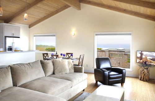 Dillon Beach Casa | Sea Haven, casa contemporánea de un solo nivel con vista al Océano Pacífico