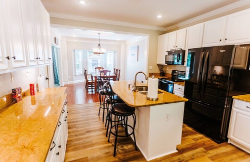 Surfside Beach Casa | Sea Horse Ranch 6Br/3 Bath on 2 Acres in Murrells Inlet