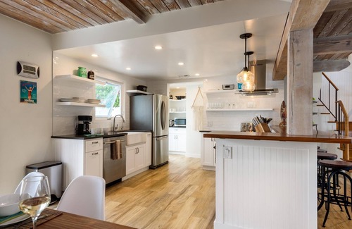 Pierpont Bay Casa | Sea La Vie - An Ocean Breeze Cottage