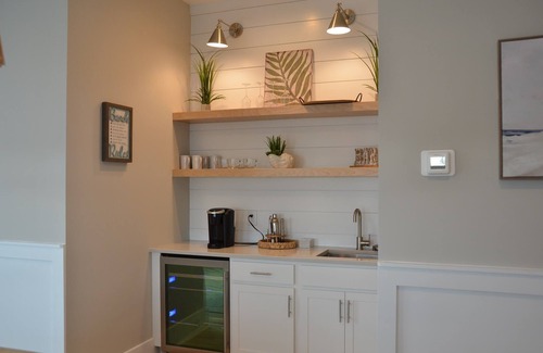 Wilmington Beach Casa | Sea La Vie, 5 BR, 4.5 Bath Townhome, 1 block to beach