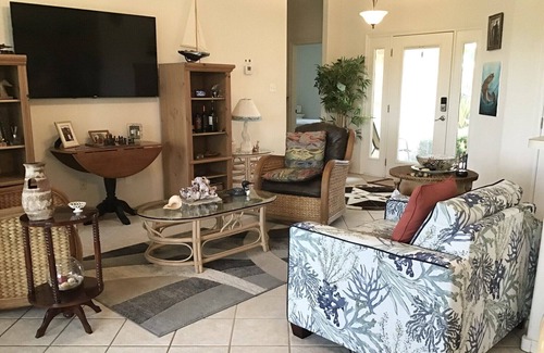Laguna Vista Villa | Sea La Villa- 21 GH- Pet Friendly
