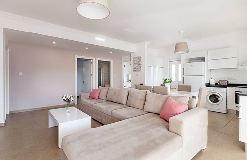 Esentepe Apartamento | Sea Magic Park A6-3 - Apartamento de tres camas con jardín