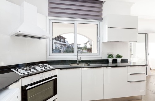 Esentepe Apartamento | Sea Magic Park A6-3 - Apartamento de tres camas con jardín
