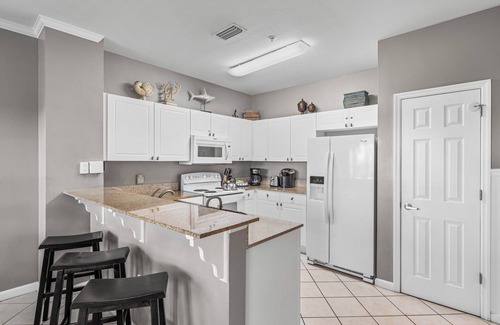 Frangista Beach Condominio | Sea N'Blue*Pool+Hot Tub*Dogs OK*Walk to Beach!