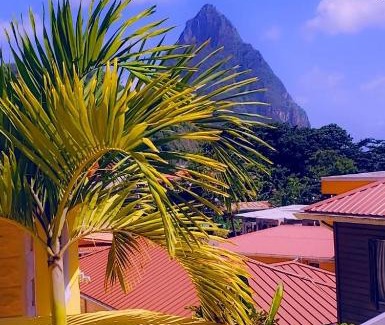 Soufriere Apartamento | Sea Piton View Couple Escape- Certified