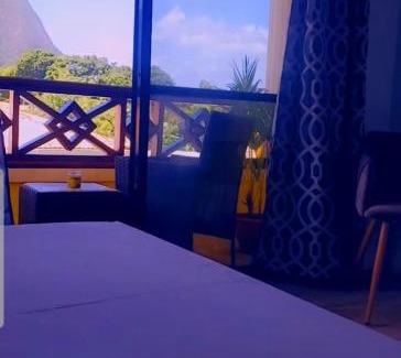 Soufriere Apartamento | Sea Piton View Couple Escape- Certified