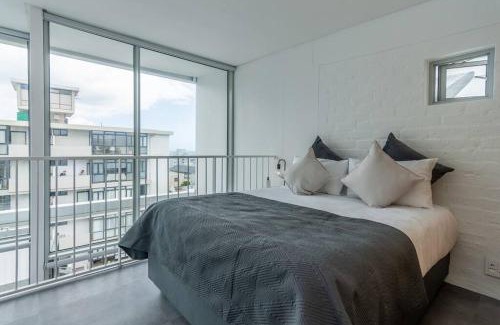Sea Point Apartamento | Sea Point Sunset Views Stylish Escape