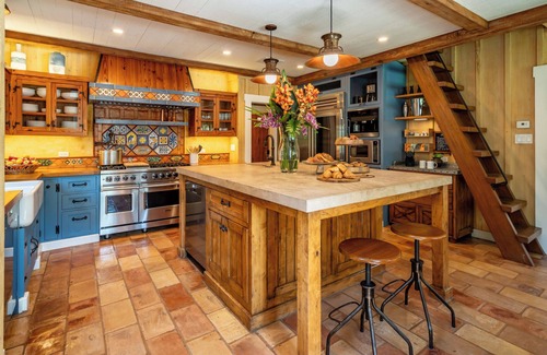 Montecito Casa | Sea Ranch - 4 acres + piscina, a pie de playas, cafeterías y tiendas