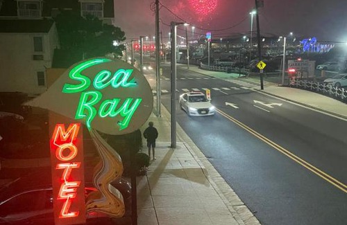 Wildwood Hotel | Sea Ray motel