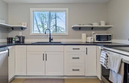 Grand Barachois Cabaña | Sea'Renity Beach Cottage Grand-Barachois minutes from Shediac and Moncton