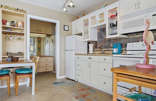 North Redington Beach Apartamento | Sea Rocket 22 Gulf Front North Redington Beach, recientemente decorado, segundo piso Eficiencia WIFI