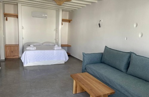 Ornos Hotel | SEA SIDE APARTMENTS IN ORNOS BEACH