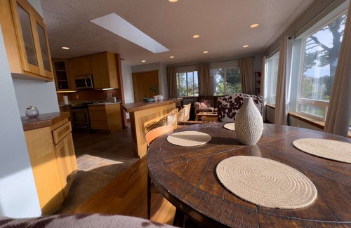 Crescent City North Casa | Sea Song Beach House