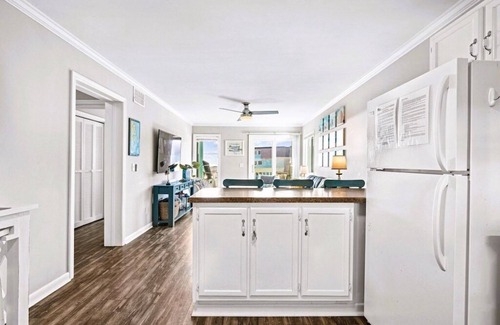 Morehead City Condominio | Sea Spray Condo - Ocean View Condo in Atlantic Beach, NC