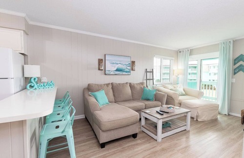 Morehead City Condominio | SeaSpray 241 Located in an Oceanfront Complex Great Ocean Views