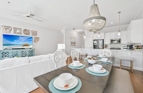 Gulf Place Casa | "Sea Suite" Gulf Place Home - Steps to beach, Pickleball