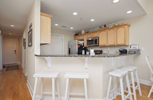 Yaupon Beach Condominio | Sea Tales: condominio de 3 dormitorios / 2 baños en Oak Island, para 8 personas