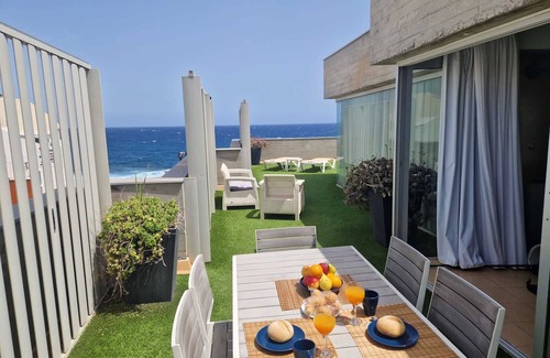 Puerto de Guimar Apartamento | Terraza al Mar