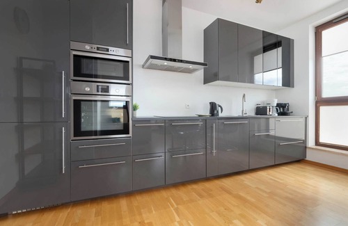 Srodmiescie Apartamento | Sea Towers 204 | Gdynia | Spacious Apartment | Parking | By the Port