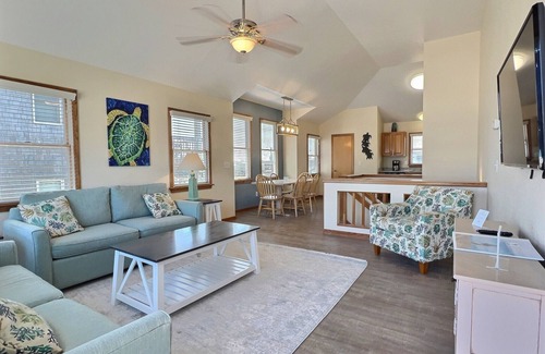 Hatteras Island Cabaña | Sea Turtle- Oceanview Villa- Short Walk to Beach- Community Pool & Spa