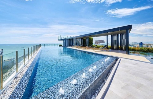Pattaya Bay Condominio | Sea View 2 Bed Room at Great Location