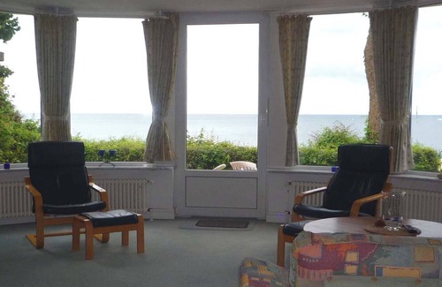 Schilksee Apartamento | Sea view and beach on the doorstep: Ostsee-Strandvilla Schilksee, ground floor apartment